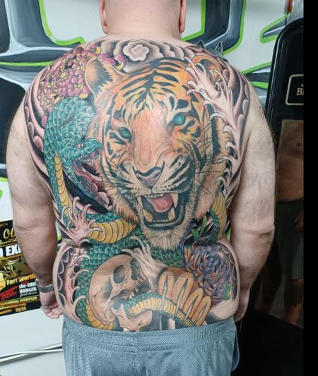 Daddy Jack - neo traditional Japanese tiger snake back piece 